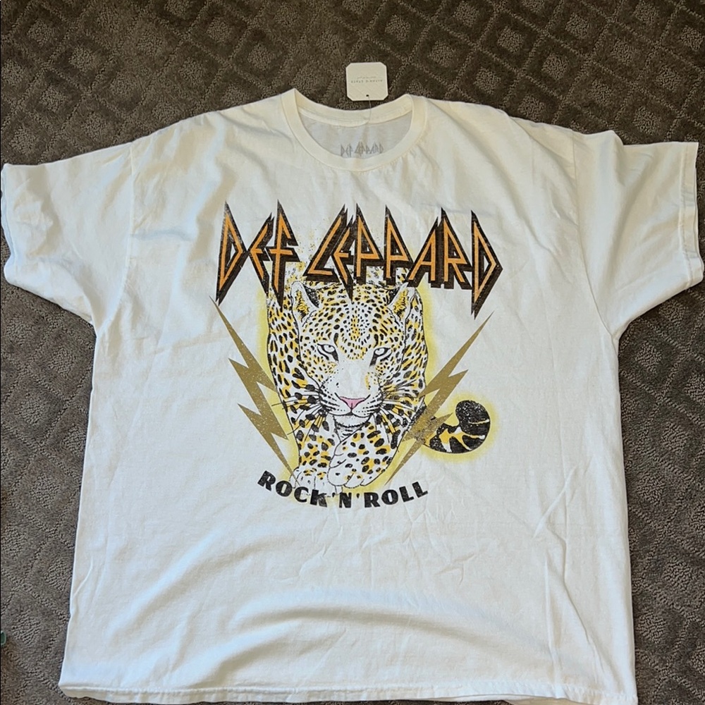 Def Leppard Tee from Altrd State - L/XL